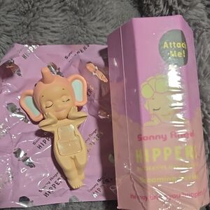 Sonny Angel Elephant Dreaming Hipper 100% Authentic